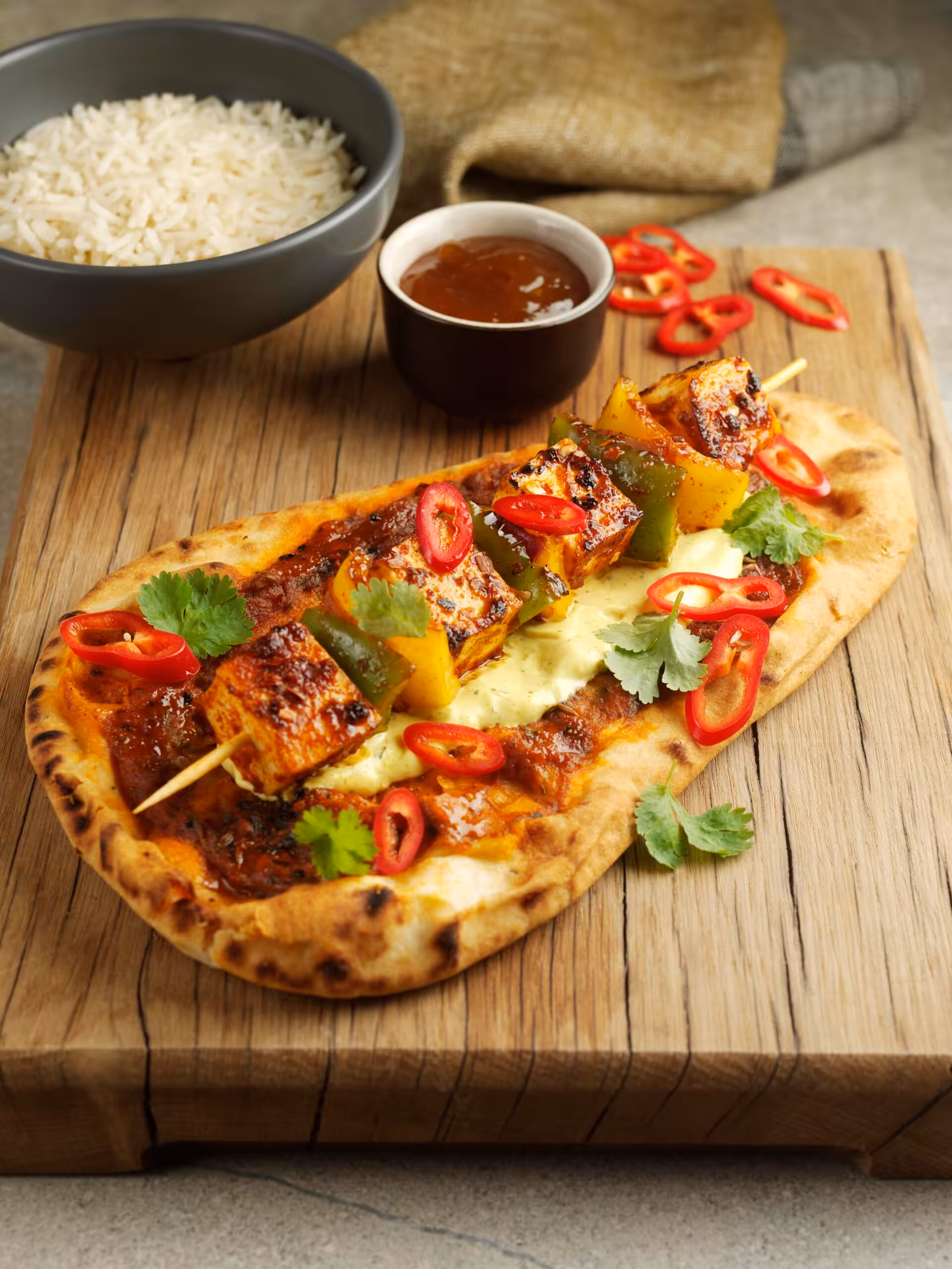Tandoori paneer naan