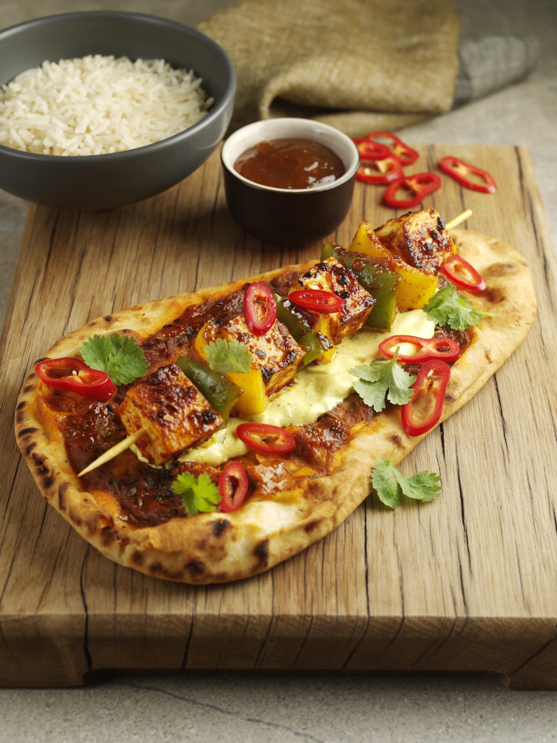 Tandoori paneer naan